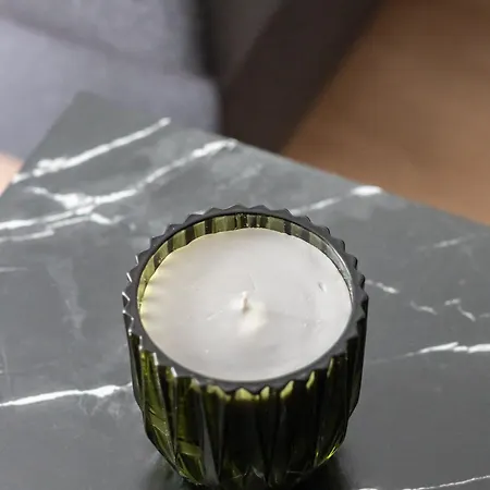 شقة Cozy Black & White In Center With Free Garage By Renters