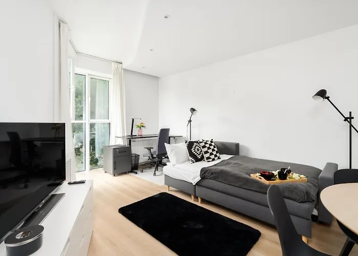 Appartamento Cozy Black & White In Center With Free Garage By Renters