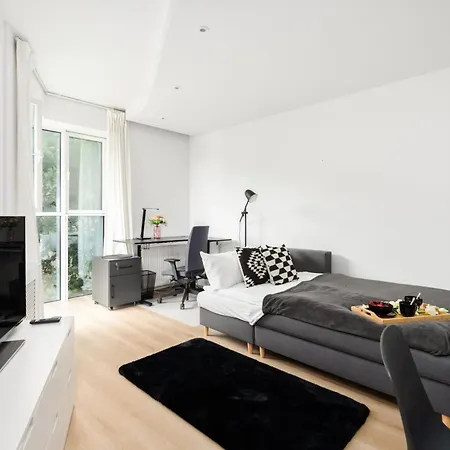 Appartement Cozy Black & White In Center With Free Garage By Renters